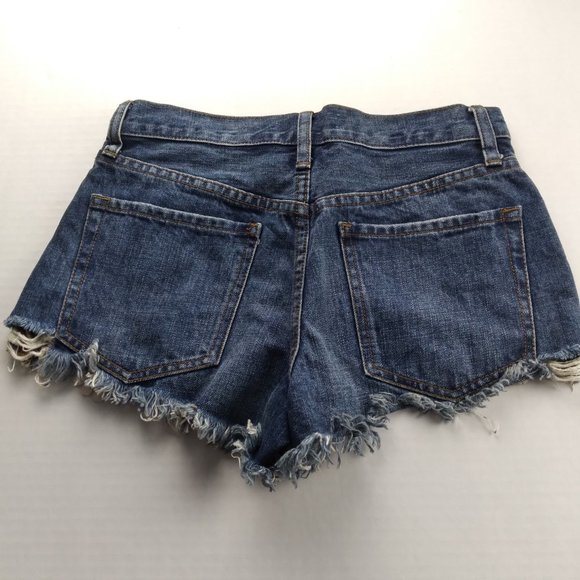 WE THE FREE Womens Denim Cutoff Shorts Size 25 Dark Wash Crochet Button Fly - Picture 4 of 7